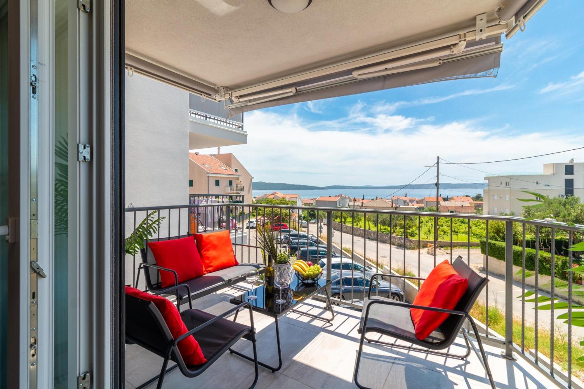 Great Sea View Apartment Kastela Exterior photo